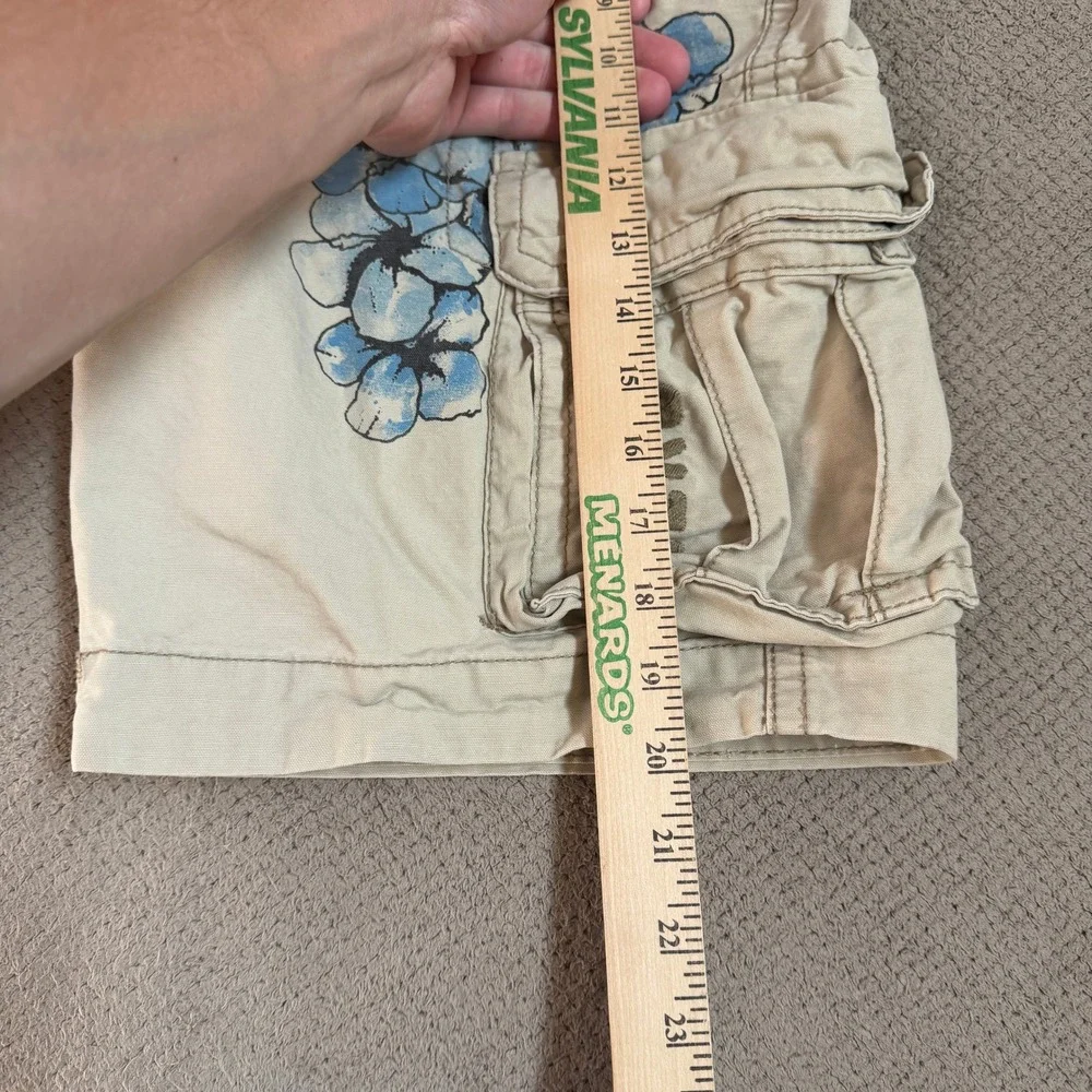 Vintage 2000s Aeropostale Khaki Cargo Shorts Floral Blue Size 28